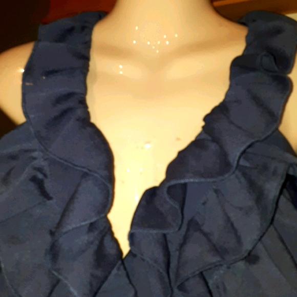 Sexy Ruffled top - Picture 2 of 4